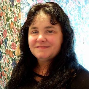 Meet your Posher, Michele